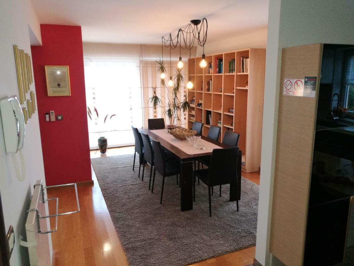 Apartments in Villa Azra Fiume Esterno foto