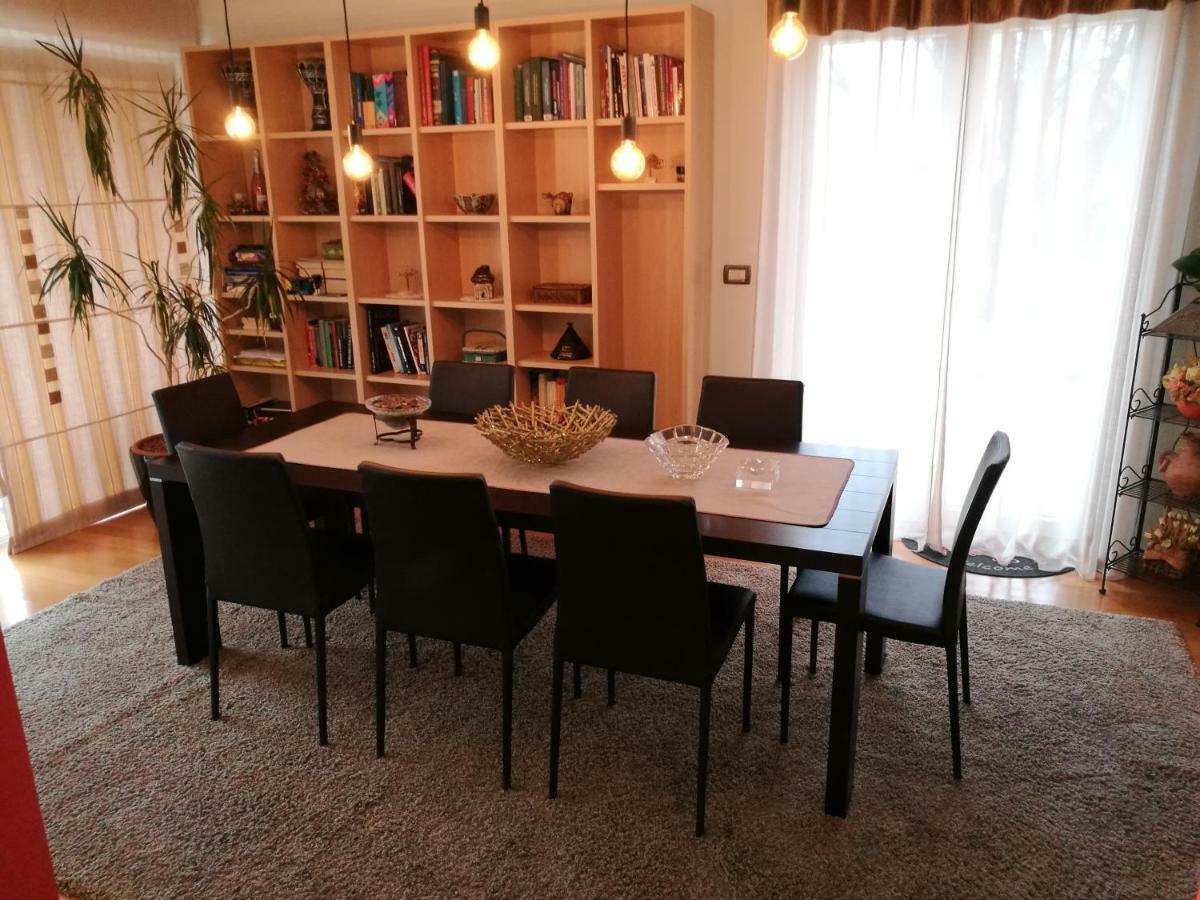 Apartments in Villa Azra Fiume Esterno foto