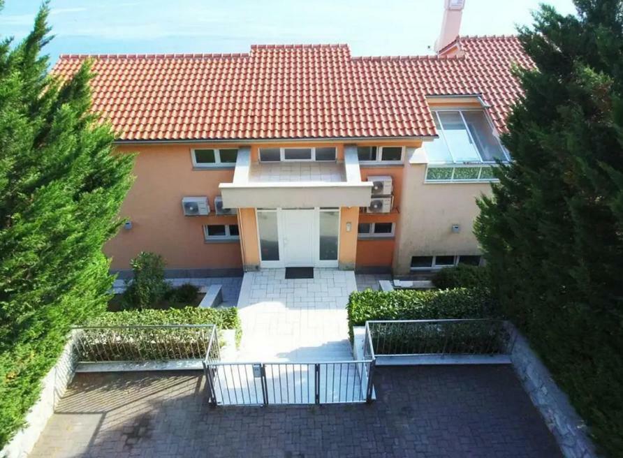 Apartments in Villa Azra Fiume Esterno foto