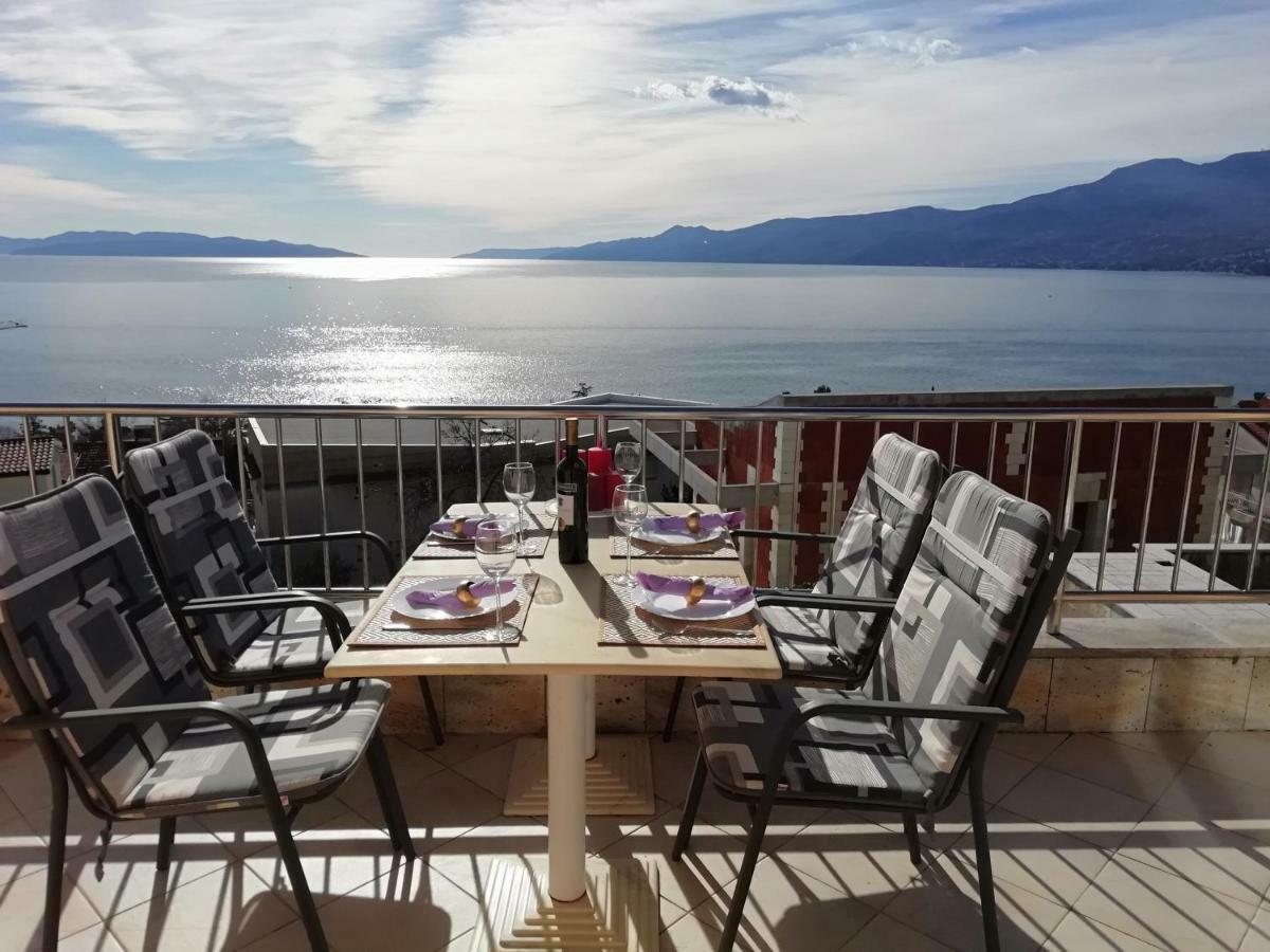 Apartments in Villa Azra Fiume Esterno foto